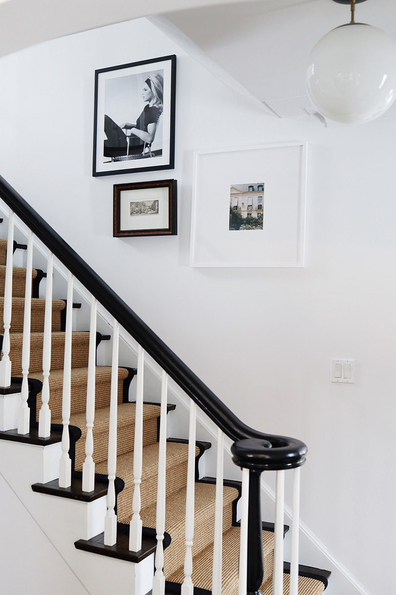 Create A Gallery Wall In 7 Simple Steps - Photo Wall