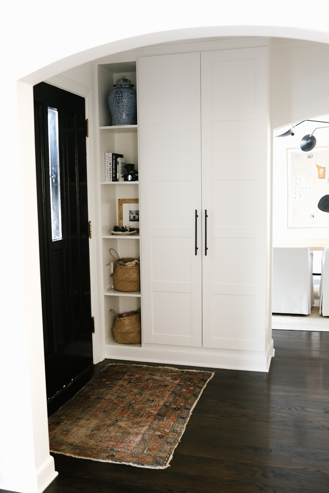 https://www.danielle-moss.com/wp-content/uploads/2021/06/Danielle-Moss-IKEA-Entry-Closet-8.jpg