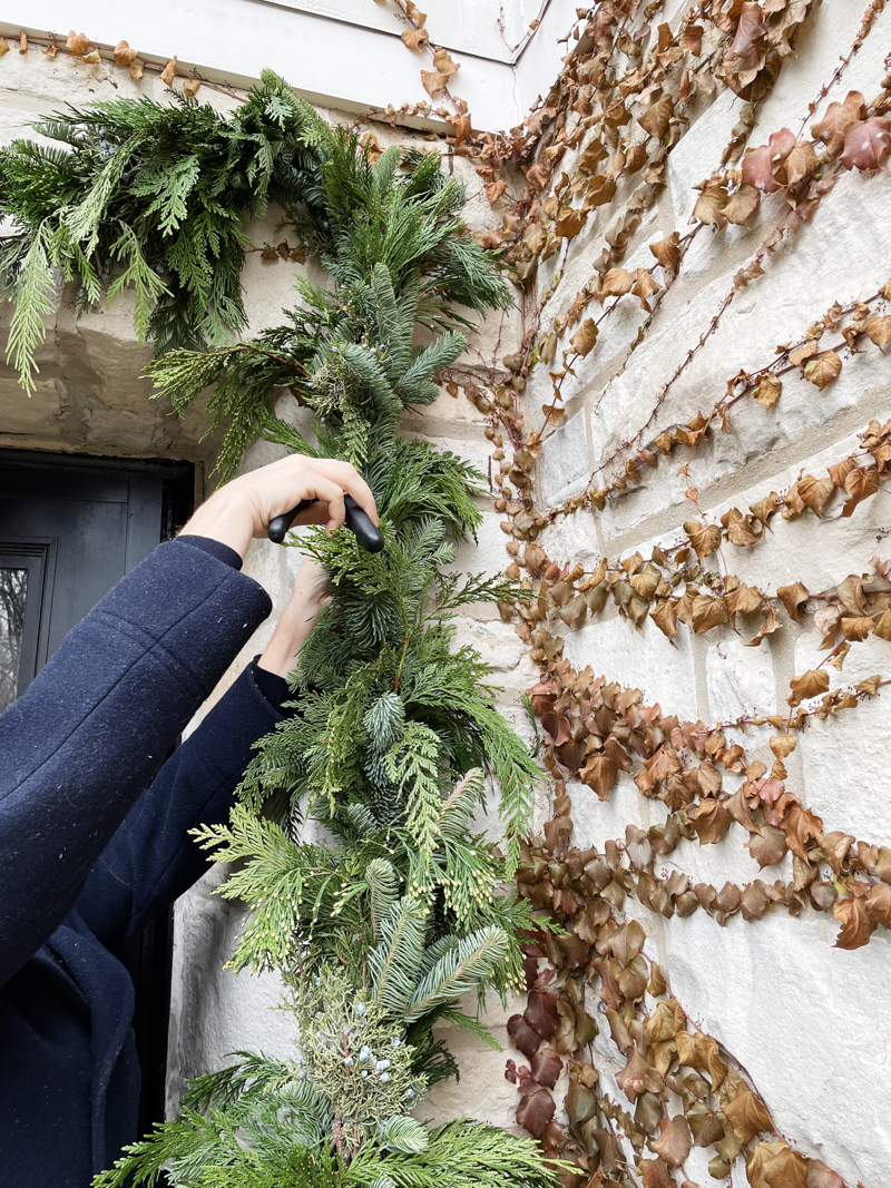 how to hang garland