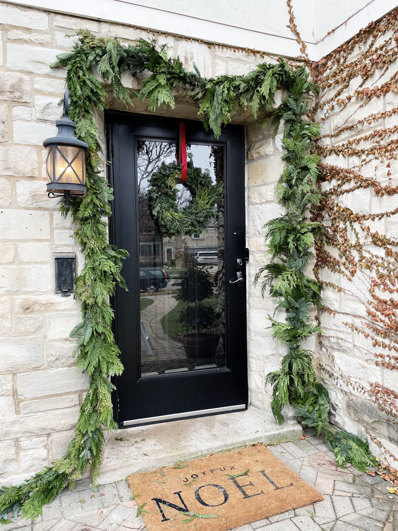 how to hang garland around a front door