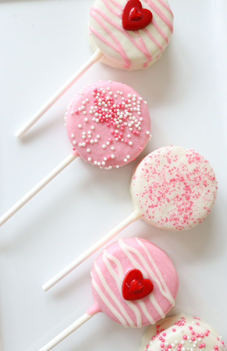 How to Make Valentine Oreo Cookie Pops