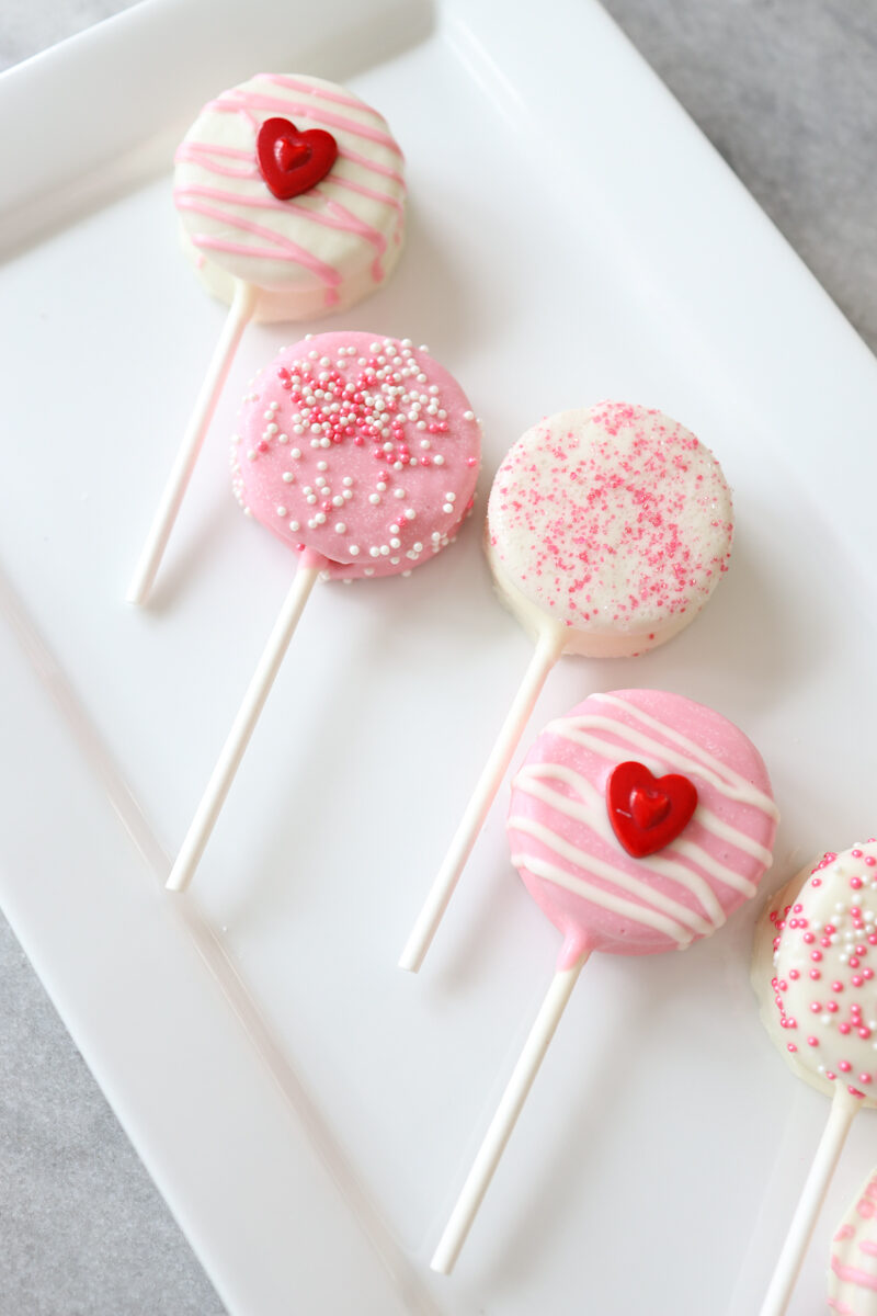 How to Make Valentine Oreo Cookie Pops