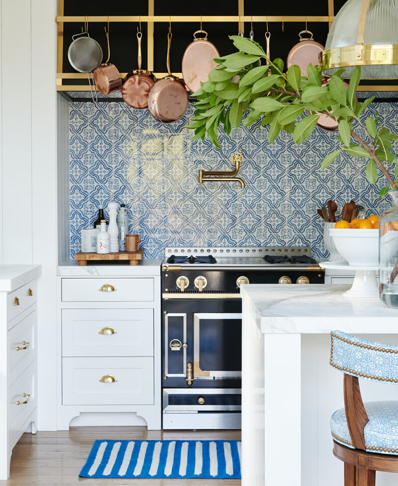 Classic Blue and White kitchen