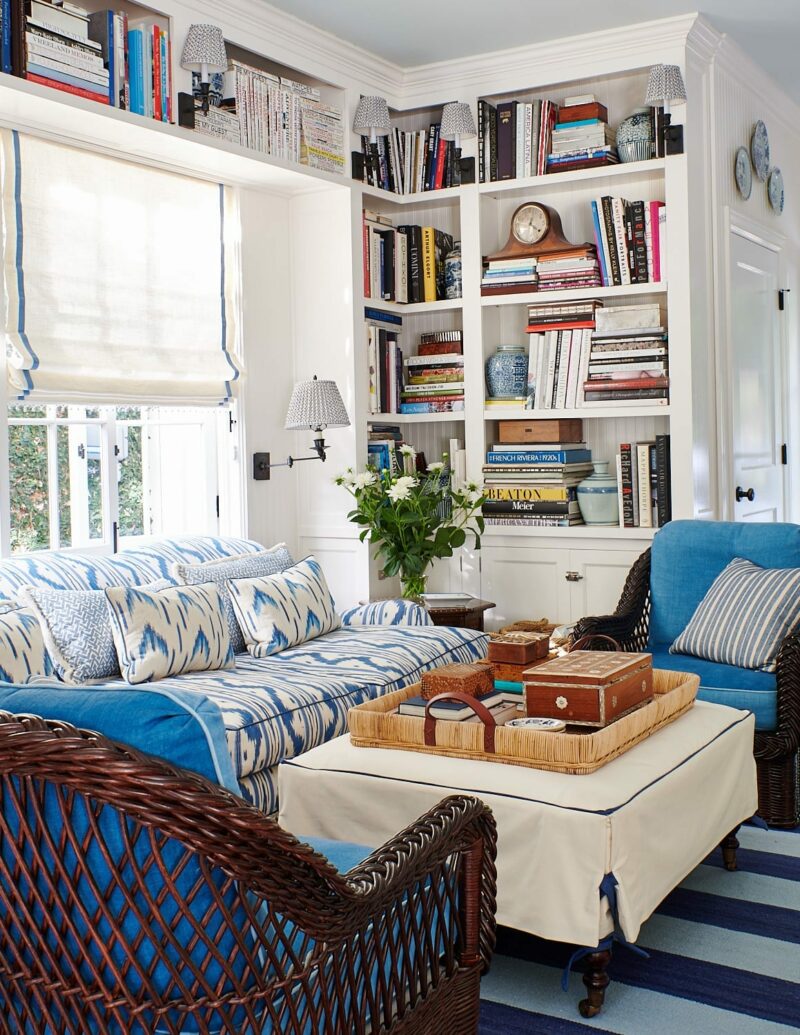 Decorating Home With Blue and White