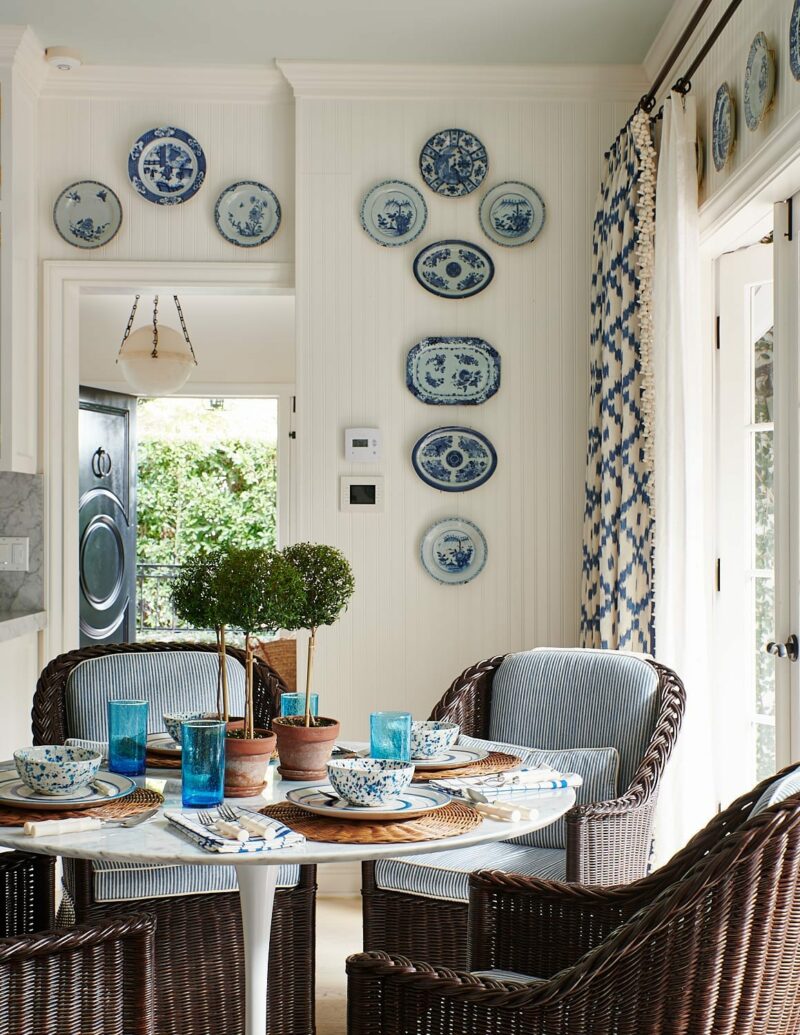 Decorating Home With Blue and White
